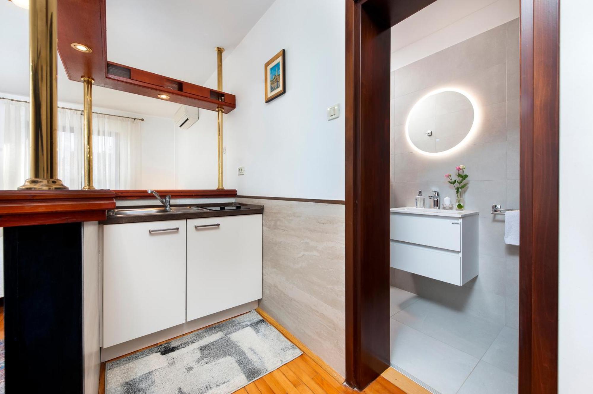 Apartments Carmelo Rovinj Eksteriør bilde