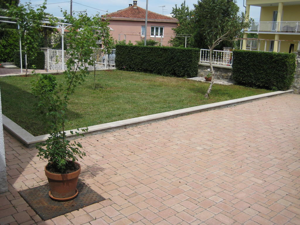 Apartments Carmelo Rovinj Eksteriør bilde